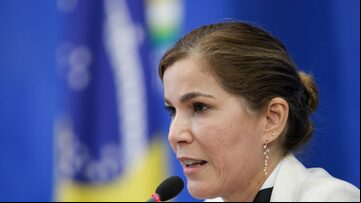 Mayra Pinheiro, ex-secretária do Ministério da Saúde e deputada federal, diz que foi 'convidada' para simpósio nos EUA, mas omitiu uso de verba pública para pagamento do ingresso. Foto: JÚLIO NASCIMENTO/PR - 20/5/2020