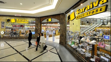 Livraria anunciou promoções antes de fechar as portas, em 2023. Foto: Saraiva / Divulgação